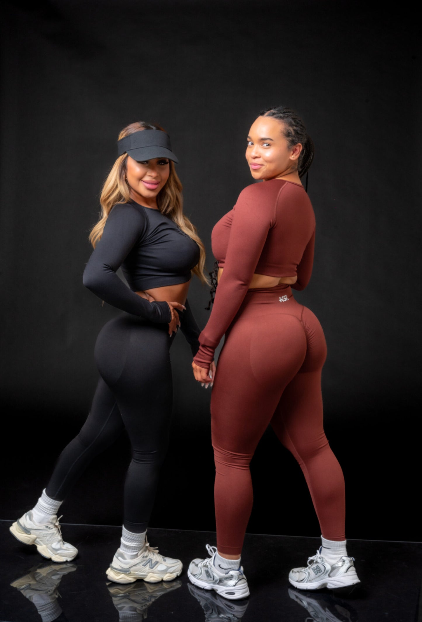 Fitness Yoga Apparel Long Sleeves/Leggings Black Set