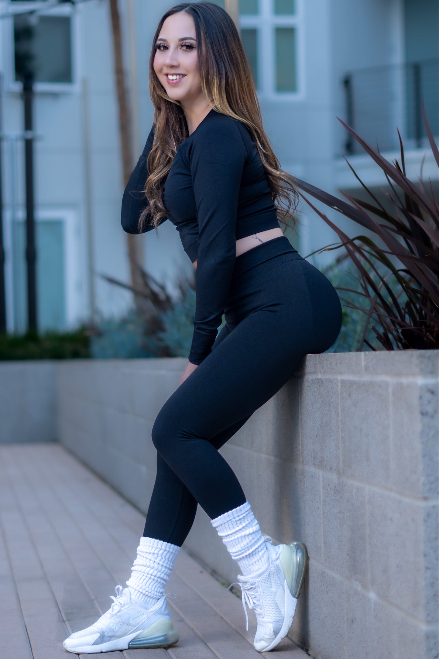 Fitness Yoga Apparel Long Sleeves/Leggings Black Set