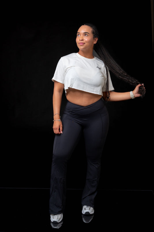 Aris Flare Legging Black