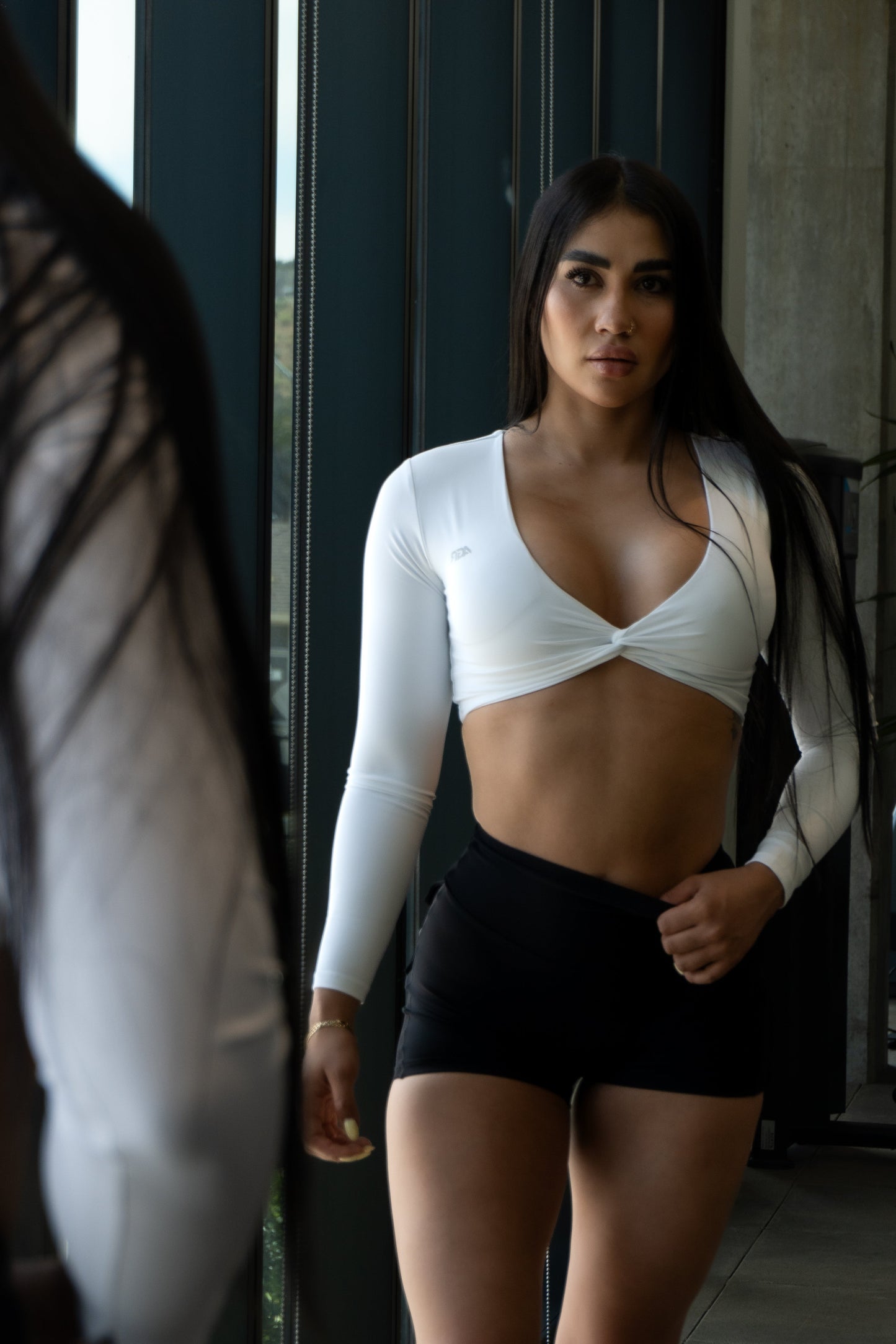 Belle Long Sleeve Crop Top Black Color